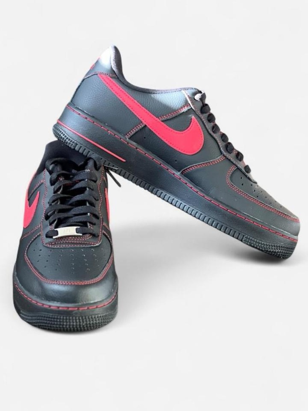 Nike Air Force 1 ’07 LV8 Bred Black University Red Men’s 10 HQ2037-005